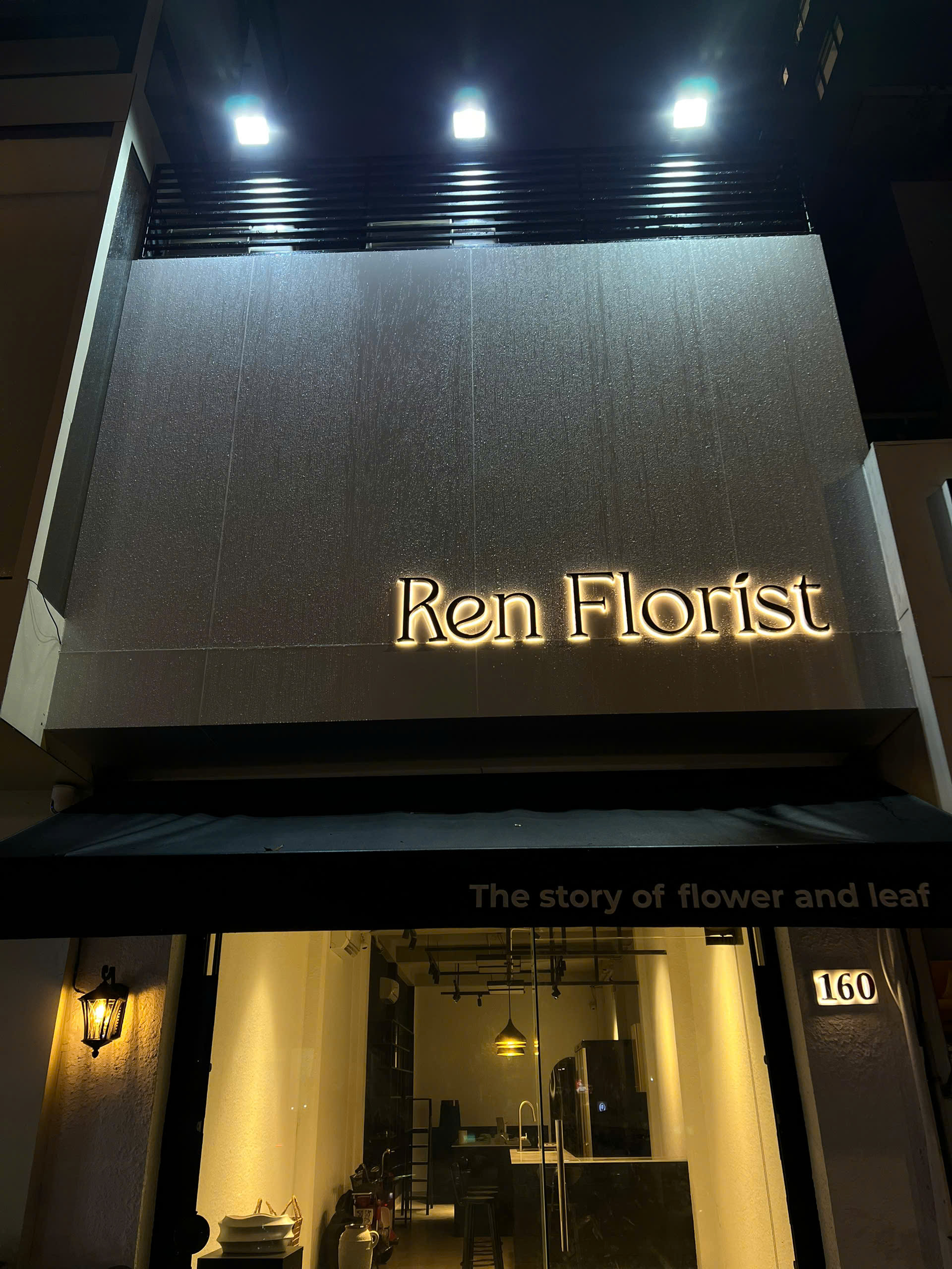 z7400058733994_52c6558a0f00f371d24491617d401b0b